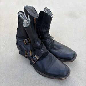 Sol-Cubanno triple buckle boot
